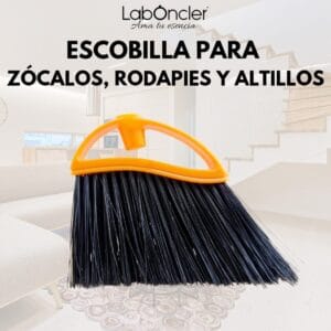 Escoba mini para zócalos y rodapiés limpieza rincones